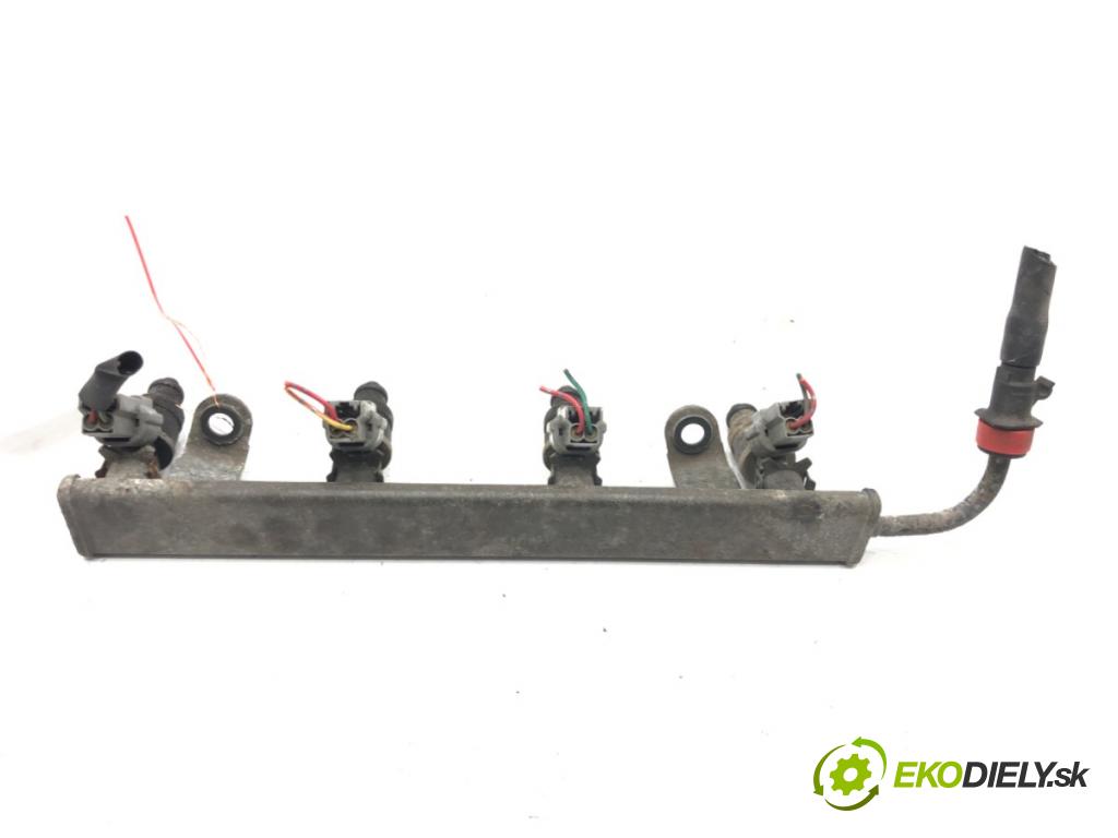 MITSUBISHI COLT VI (Z3_A, Z2_A) 2002 - 2012    1.3 70 kW [95 KM] benzyna 2004 - 2012  Lišta vstrekovacia  (Vstrekovacie lišty)