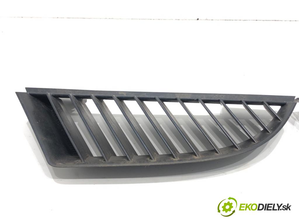 MITSUBISHI COLT VI (Z3_A, Z2_A) 2002 - 2012    1.3 70 kW [95 KM] benzyna 2004 - 2012  mřížka maska MN127774 MN127773 (Mřížky (masky) chladičů)