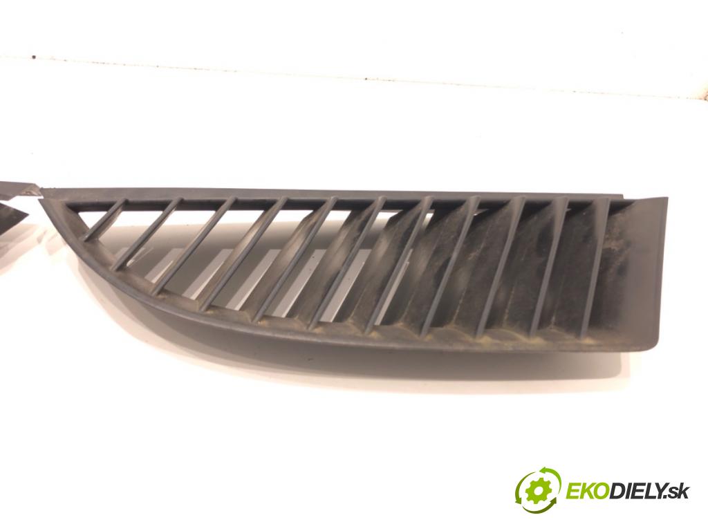 MITSUBISHI COLT VI (Z3_A, Z2_A) 2002 - 2012    1.3 70 kW [95 KM] benzyna 2004 - 2012  mřížka maska MN127774 MN127773 (Mřížky (masky) chladičů)