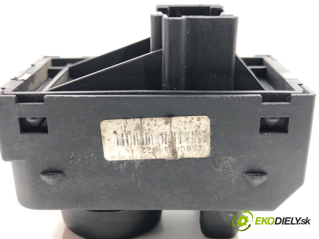 FIAT GRANDE PUNTO (199_) 2005 - 2022    1.3 D Multijet 55 kW [75 KM] olej napędowy 2005 - 2022  Prepínač nastavenia spätných zrkadiel  (Prepínače, spínače, tlačidlá a ovládače kúrenia)