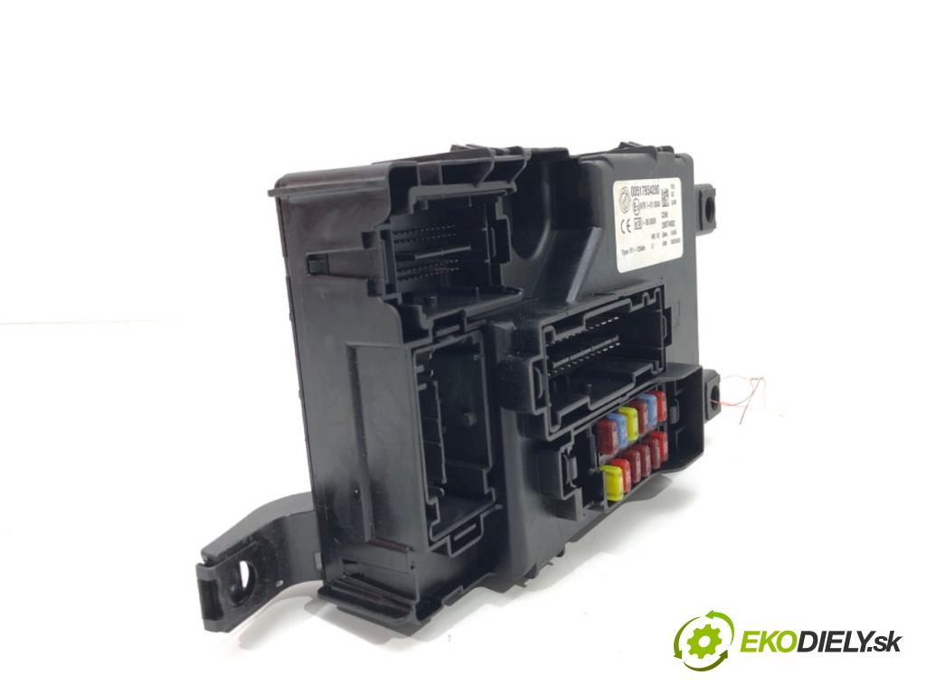 FIAT GRANDE PUNTO (199_) 2005 - 2022    1.3 D Multijet 55 kW [75 KM] olej napędowy 2005 - 2022  modul BSI 00517954280 (Pojistkové skříňky)