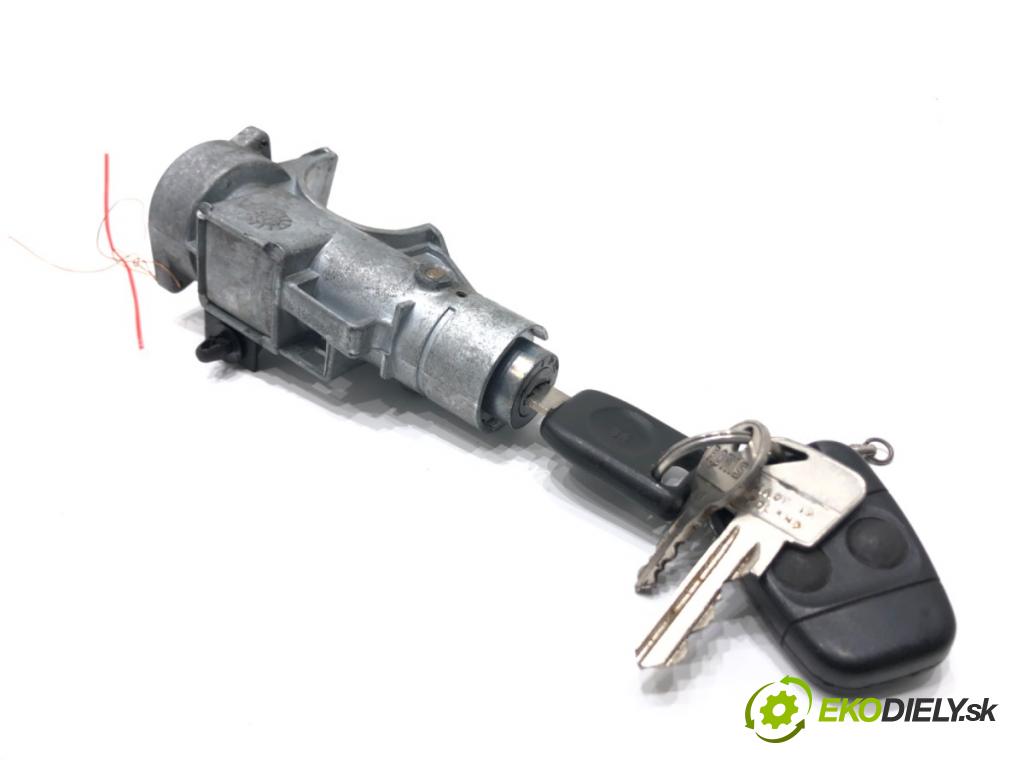 LAND ROVER FREELANDER I (L314) 1998 - 2006    2.0 DI 4x4 72 kW [98 KM] olej napędowy 1998 - 2000  spinačka  (Spínacie skrinky a kľúče)