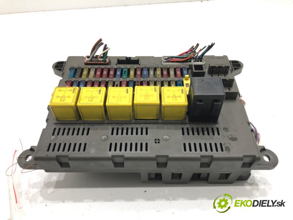 LAND ROVER FREELANDER I (L314) 1998 - 2006    2.0 DI 4x4 72 kW [98 KM] olej napędowy 1998 - 2000  modul BSI 52010565B (Pojistkové skříňky)