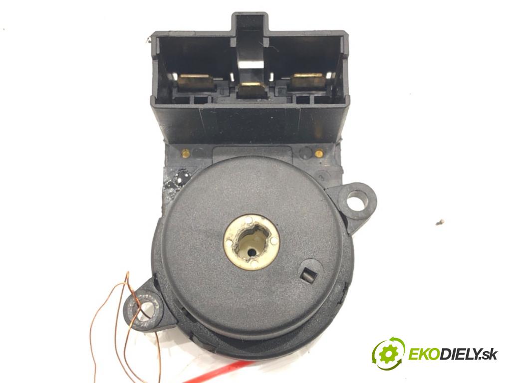 LAND ROVER FREELANDER I (L314) 1998 - 2006    2.0 DI 4x4 72 kW [98 KM] olej napędowy 1998 - 2000  Kocka, vložka spínacej skrinky  (Spínacie skrinky a kľúče)