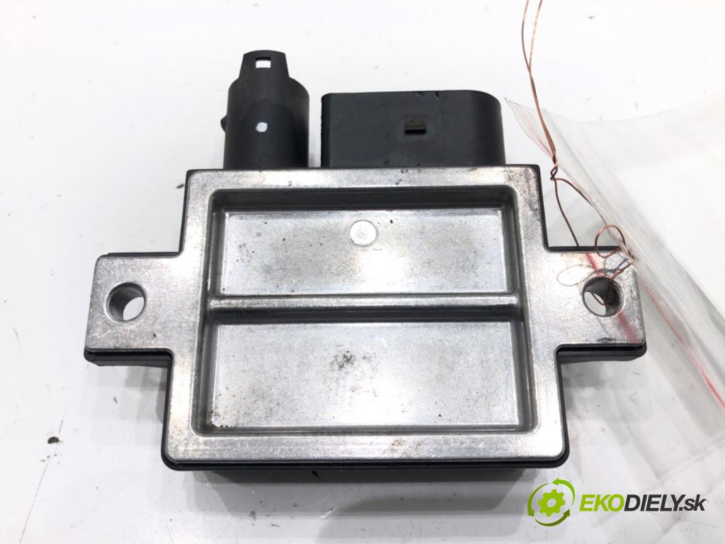 BMW 1 (E87) 2003 - 2013    120 d 120 kW [163 KM] olej napędowy 2004 - 2011  relé svíček žhavení  (Relé)