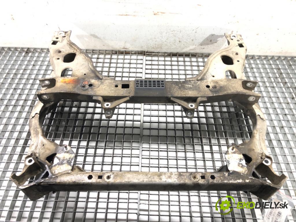 BMW 1 (E87) 2003 - 2013    120 d 120 kW [163 KM] olej napędowy 2004 - 2011  výztuha pod motor  (Výztuhy přední)