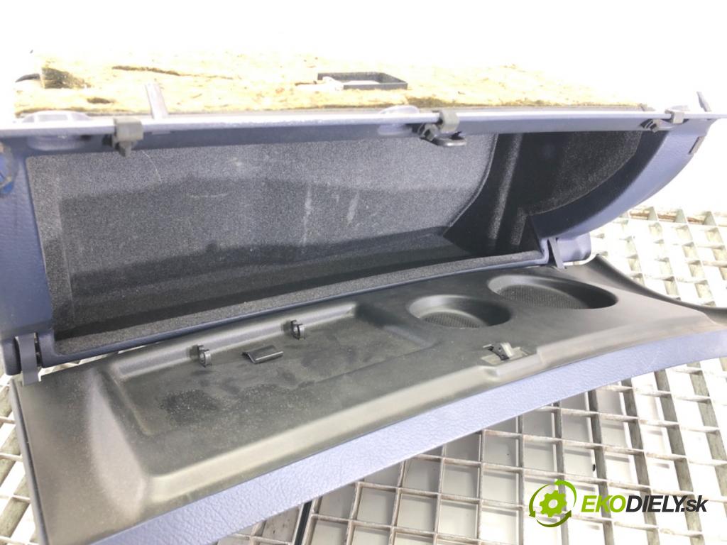 AUDI A6 C5 Avant (4B5) 1997 - 2005    1.8 T quattro 132 kW [180 KM] benzyna 1997 - 2005  Priehradka, kastlík spolujazdca  (Priehradky, kastlíky)