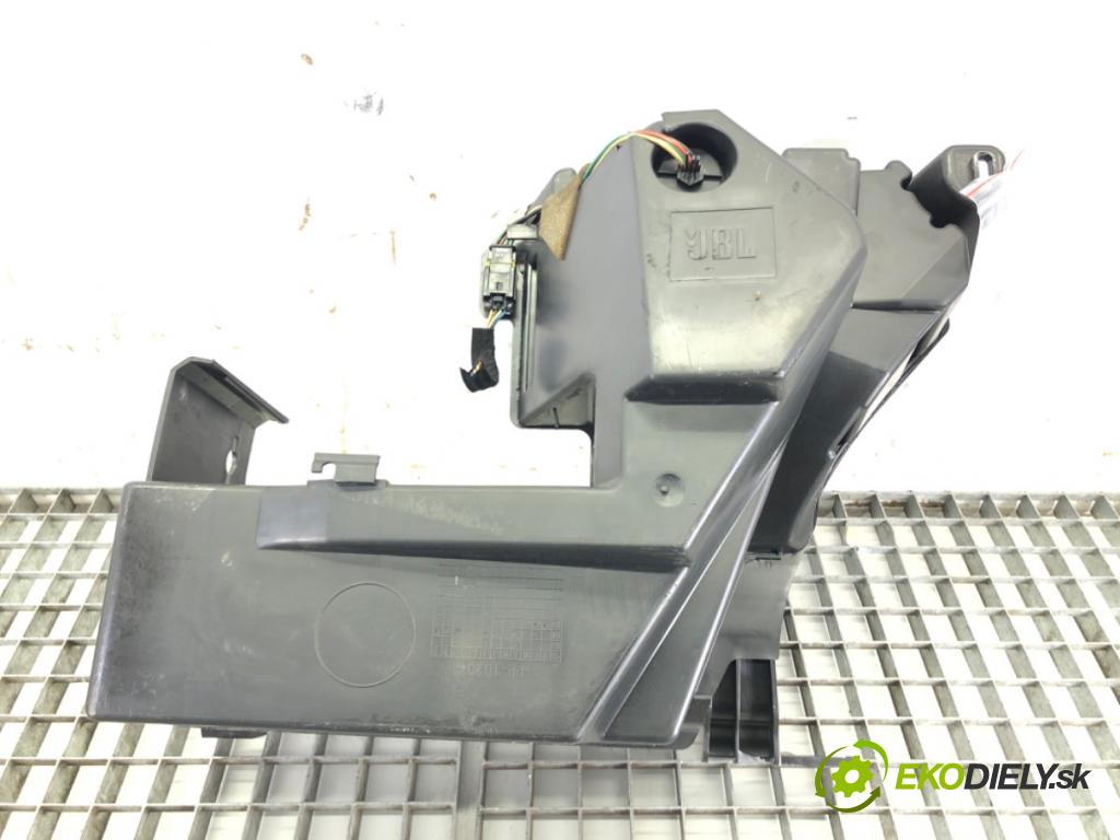 PEUGEOT 407 SW (6E_) 2004 - 2011    2.0 HDi 135 100 kW [136 KM] olej napędowy 2004 - 2010  subwoofer 9650581780 (Audio zariadenia)