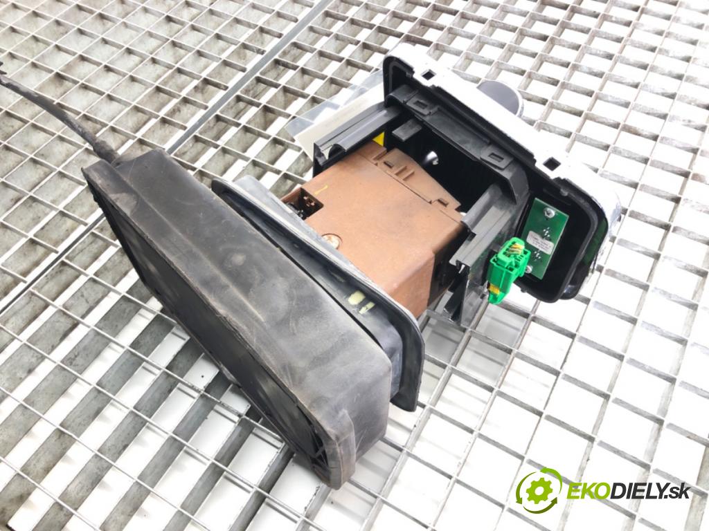 PEUGEOT 407 SW (6E_) 2004 - 2011    2.0 HDi 135 100 kW [136 KM] olej napędowy 2004 - 2010  Kulisa  (Rýchlostné páky / kulisy)