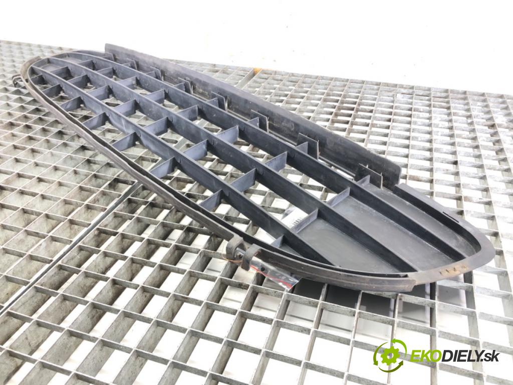 PEUGEOT 407 SW (6E_) 2004 - 2011    2.0 HDi 135 100 kW [136 KM] olej napędowy 2004 - 2010  mří nárazníka přední část 9644644277 (Mřížky (masky) chladičů)