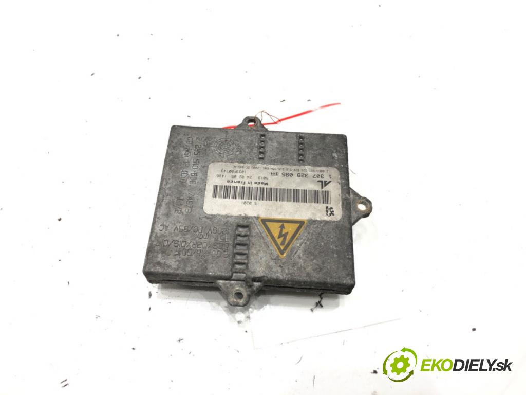 PEUGEOT 407 SW (6E_) 2004 - 2011    2.0 HDi 135 100 kW [136 KM] olej napędowy 2004 - 2010  Menič XENON 1307329095 (Riadiace jednotky xenónu)