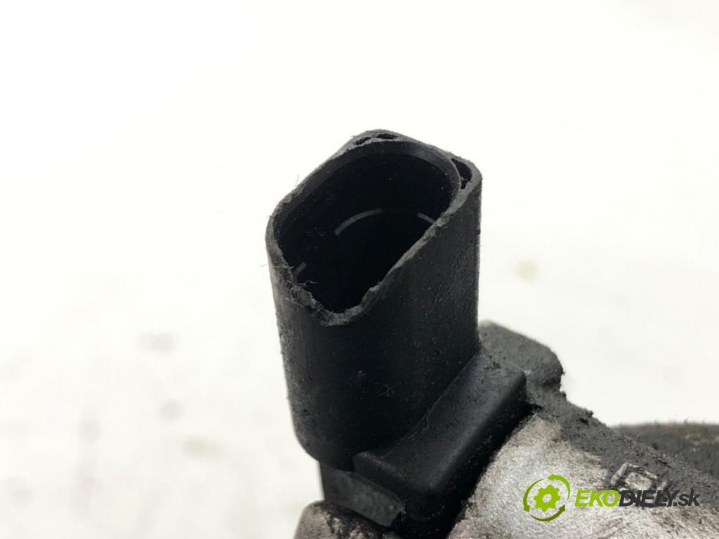 VW GOLF V (1K1) 2003 - 2010    2.0 TDI 103 kW [140 KM] olej napędowy 2004 - 2008  Kompresor klimatizácie 6571808 (Kompresory klimatizácie)