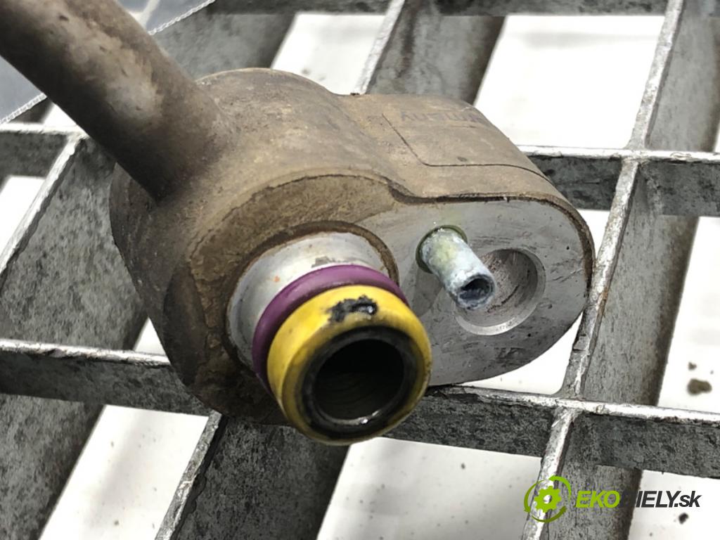 VW GOLF V (1K1) 2003 - 2010    2.0 TDI 103 kW [140 KM] olej napędowy 2004 - 2008  rúrka klimatizácie 1K0820741T (Rúrky klimatizácie)