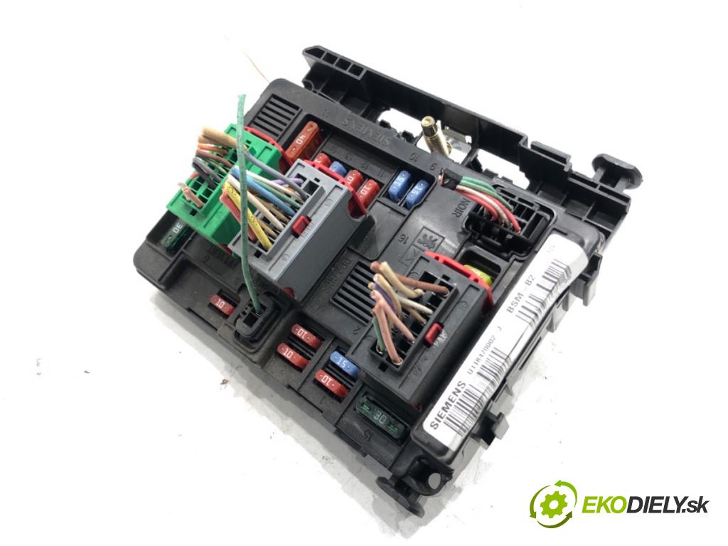 PEUGEOT PARTNER Nadwozie pełne/minivan (5_, G_) 1996 - 2022    1.4 55 kW [75 KM] benzyna 1996 - 2015  Modul BSM 9650618580 (Ostatné)