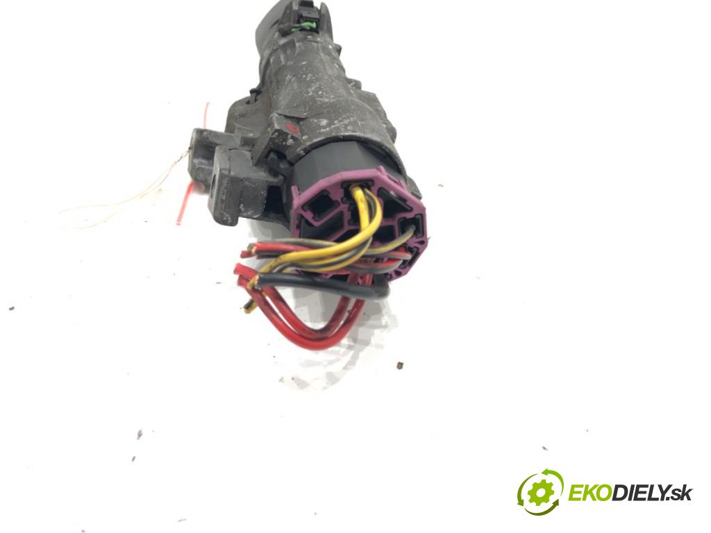 VW PASSAT B5.5 (3B3) 2000 - 2005    1.9 TDI 74 kW [101 KM] olej napędowy 2000 - 2005  spinačka 4B0905851A (Spínacie skrinky a kľúče)