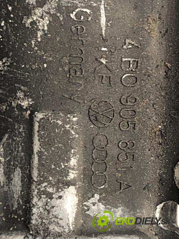 VW PASSAT B5.5 (3B3) 2000 - 2005    1.9 TDI 74 kW [101 KM] olej napędowy 2000 - 2005  spinačka 4B0905851A (Spínacie skrinky a kľúče)