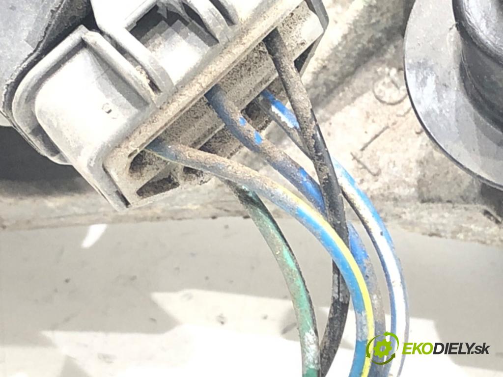 HONDA CR-V I (RD) 1995 - 2002    2.0 16V 4WD (RD1, RD3) 108 kW [147 KM] benzyna 1999 - 2002  Mechanizmus stieračov predný  (Motorčeky stieračov predné)