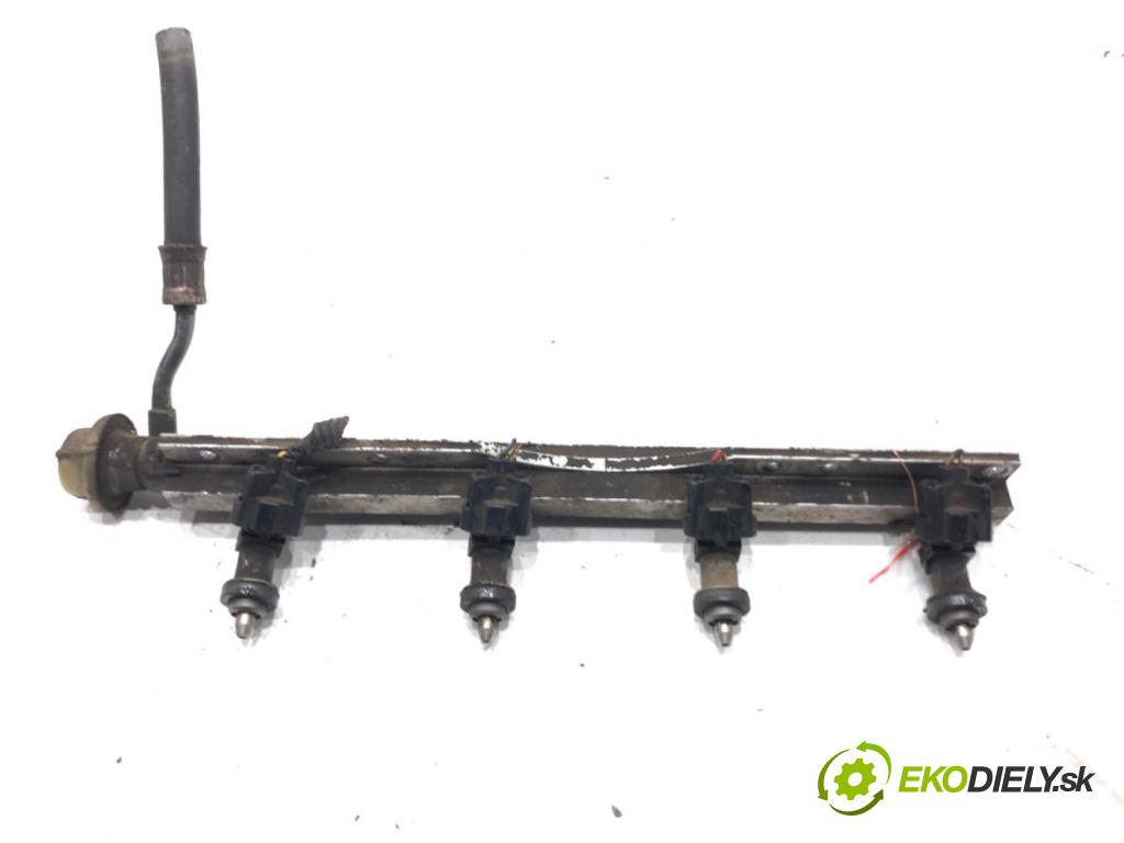 HONDA CR-V I (RD) 1995 - 2002    2.0 16V 4WD (RD1, RD3) 108 kW [147 KM] benzyna 1999 - 2002  Lišta vstrekovacia  (Vstrekovacie lišty)