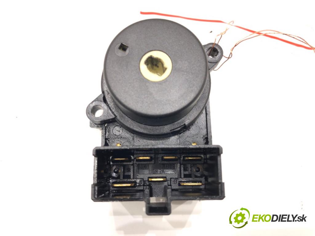 LAND ROVER FREELANDER I (L314) 1998 - 2006    2.0 DI 4x4 72 kW [98 KM] olej napędowy 1998 - 2000  Kocka, vložka spínacej skrinky  (Spínacie skrinky a kľúče)