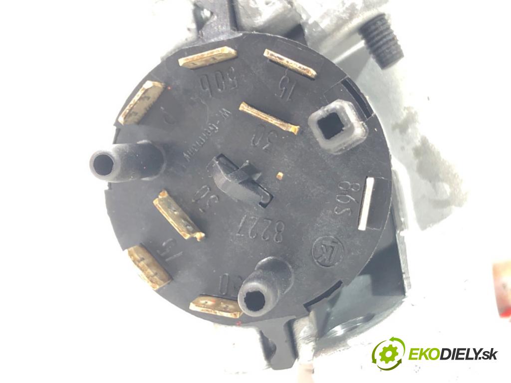 AUDI A3 (8L1) 1996 - 2006    1.8 92 kW [125 KM] benzyna 1996 - 2003  spinačka 1J0419959 (Spínacie skrinky a kľúče)