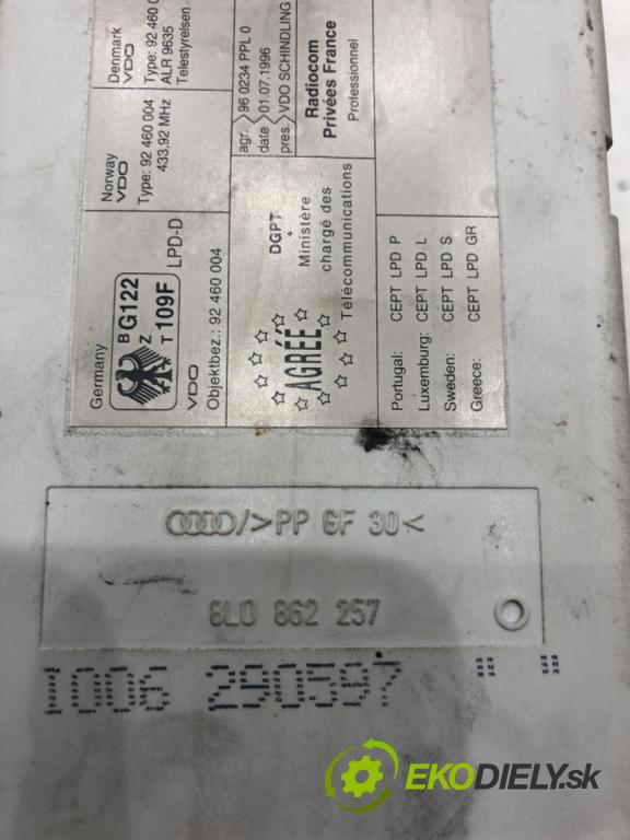 AUDI A3 (8L1) 1996 - 2006    1.8 92 kW [125 KM] benzyna 1996 - 2003  pumpa centrálneho zámku 8L0862257 (Riadiace jednotky centrálneho zámku)