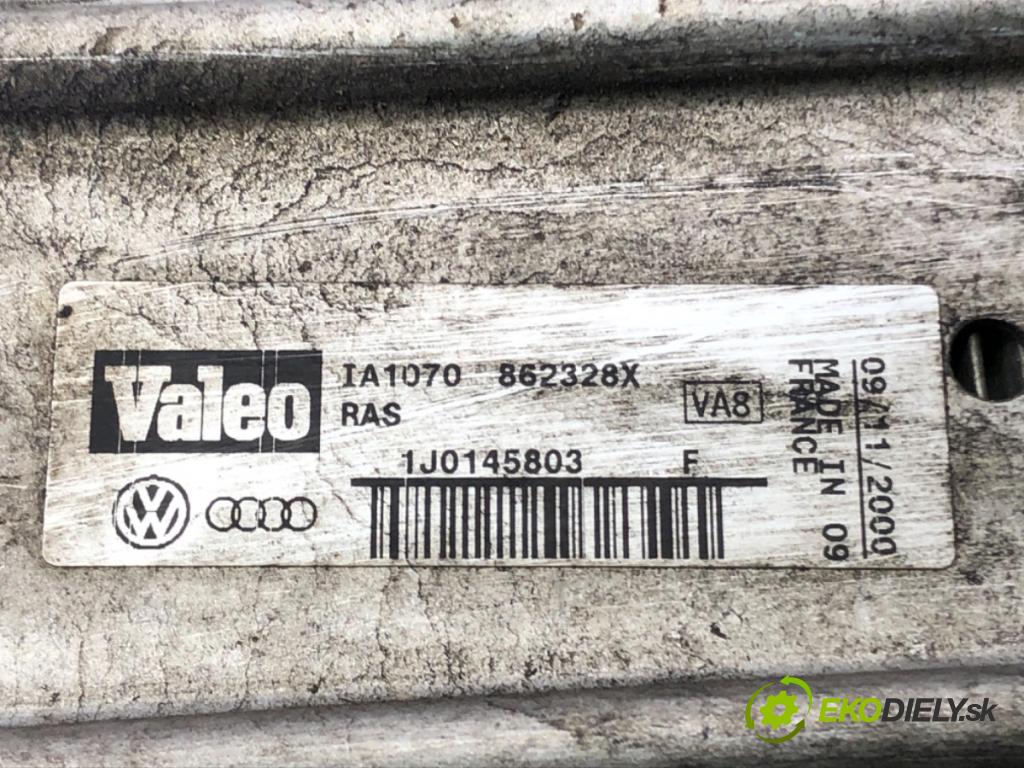 AUDI A3 (8L1) 1996 - 2006    1.9 TDI 66 kW [90 KM] olej napędowy 1996 - 2001  intercooler 1J0145803F (Chladiče nasávaného vzduchu (intercoolery))