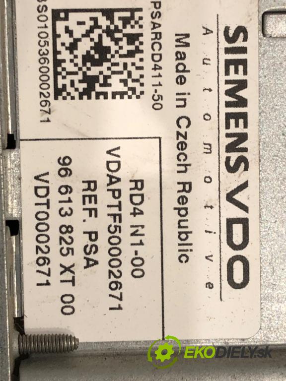 CITROEN C2 (JM_) 2003 - 2017    1.4 54 kW [73 KM] benzyna 2003 - 2009  RADIO 96613825XT (Audio zariadenia)