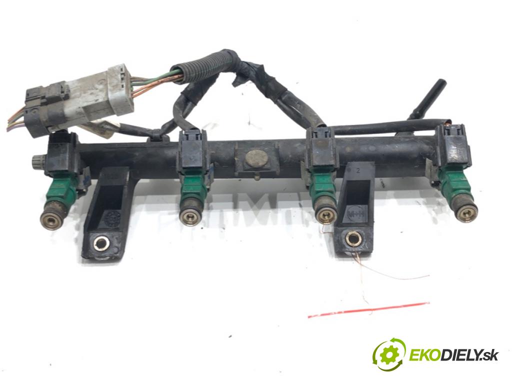 CITROEN C2 (JM_) 2003 - 2017    1.4 54 kW [73 KM] benzyna 2003 - 2009  Lišta vstrekovacia 9655833580 (Vstrekovacie lišty)