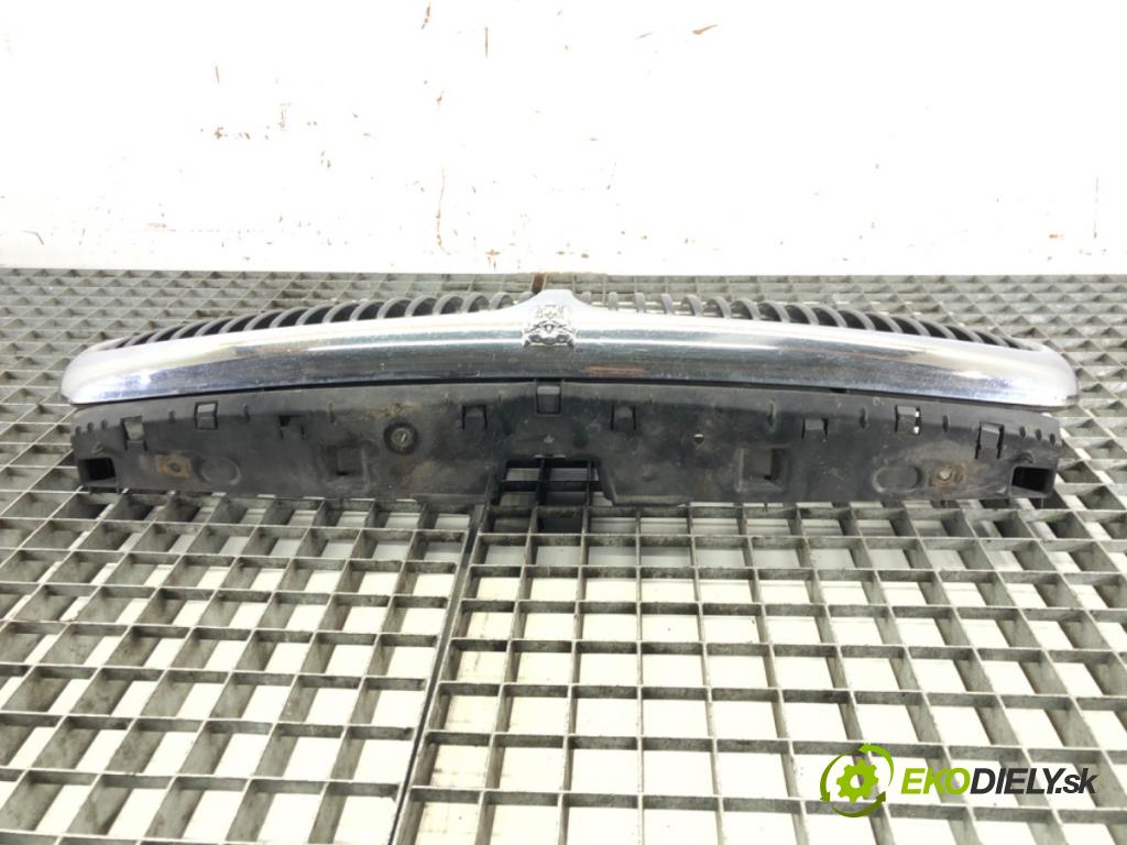 JAGUAR X-TYPE I (X400) 2001 - 2009    2.0 D 96 kW [130 KM] olej napędowy 2003 - 2009  mřížka maska 1X43-8A100-AD (Mřížky (masky) chladičů)