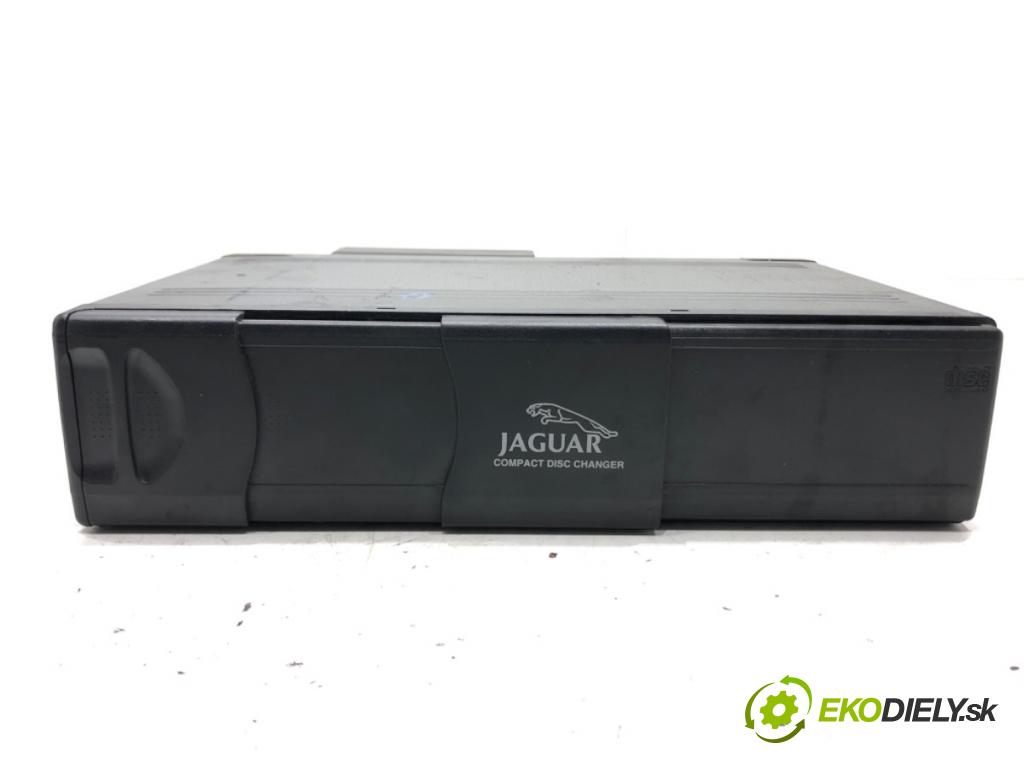JAGUAR X-TYPE I (X400) 2001 - 2009    2.0 D 96 kW [130 KM] olej napędowy 2003 - 2009  Menič CD 1X4318C830AC (CD meniče)
