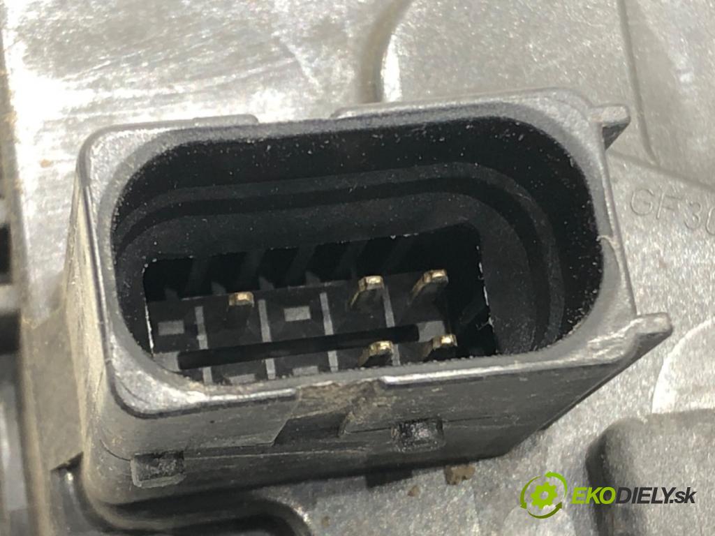 OPEL ASTRA H (A04) 2004 - 2014    1.7 CDTI (L48) 74 kW [100 KM] olej napędowy 2004 - 2010  zámok dveře levý přední část 13128111