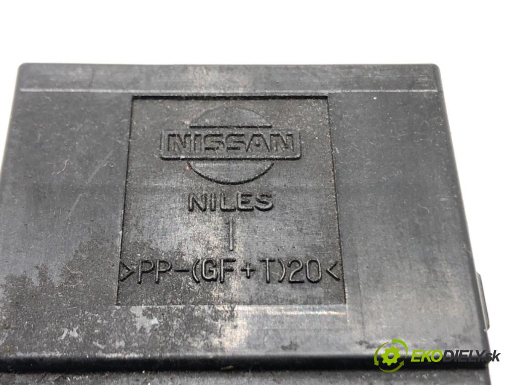 NISSAN MICRA III (K12) 2002 - 2010    1.2 16V 48 kW [65 KM] benzyna 2003 - 2010  Prepínač okien  (Prepínače, spínače, tlačidlá a ovládače kúrenia)