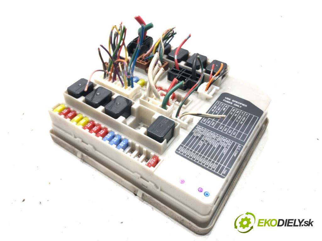 NISSAN MICRA III (K12) 2002 - 2010    1.2 16V 48 kW [65 KM] benzyna 2003 - 2010  modul BSI 284B7AX61A (Pojistkové skříňky)