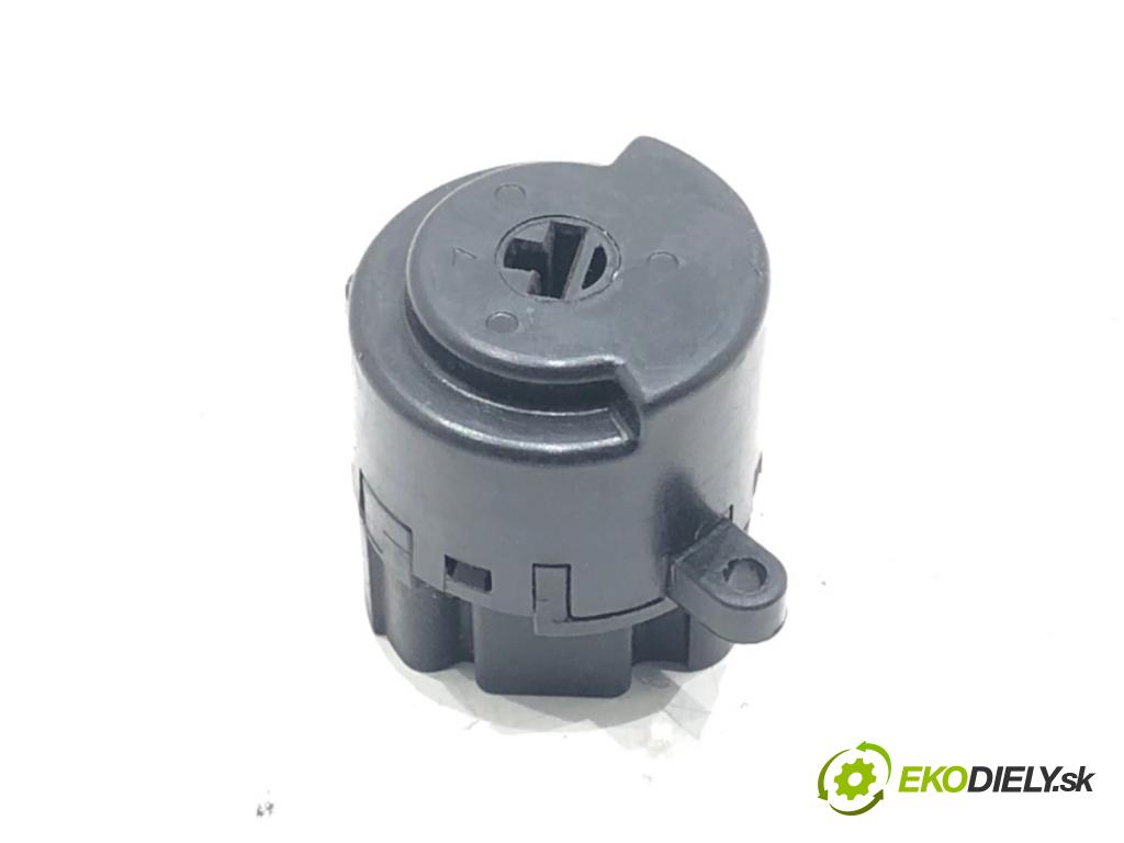 NISSAN MICRA III (K12) 2002 - 2010    1.2 16V 48 kW [65 KM] benzyna 2003 - 2010  Kocka, vložka spínacej skrinky  (Spínacie skrinky a kľúče)