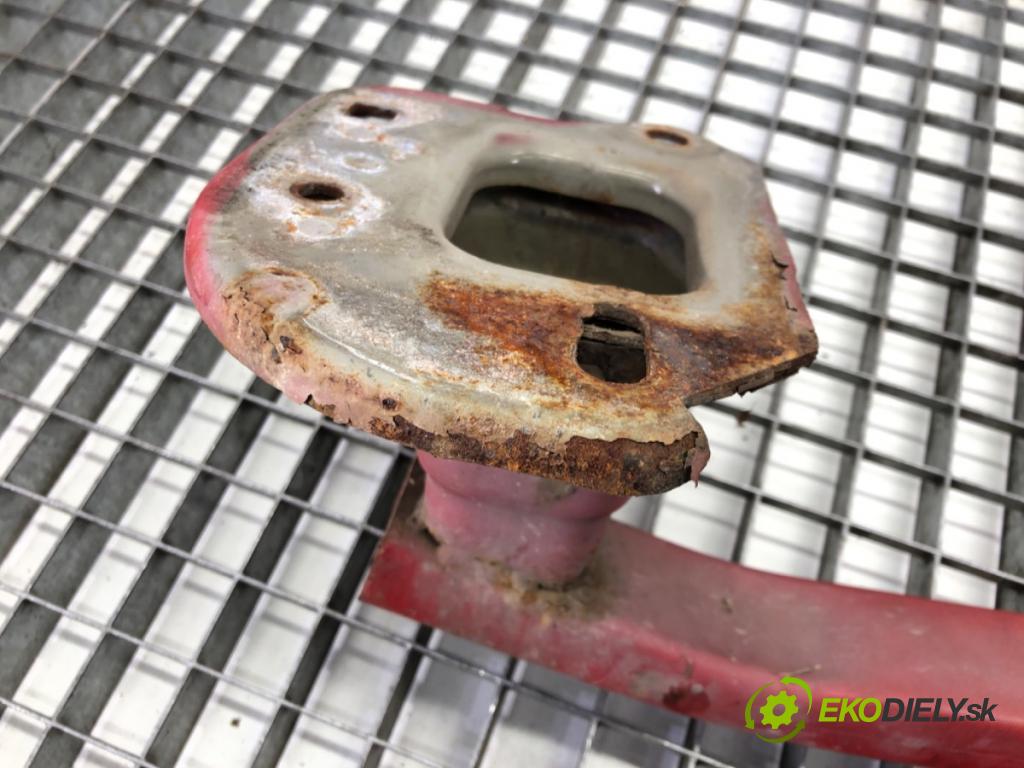 NISSAN MICRA III (K12) 2002 - 2010    1.2 16V 48 kW [65 KM] benzyna 2003 - 2010  výztuha nárazníka přední část  (Výztuhy přední)