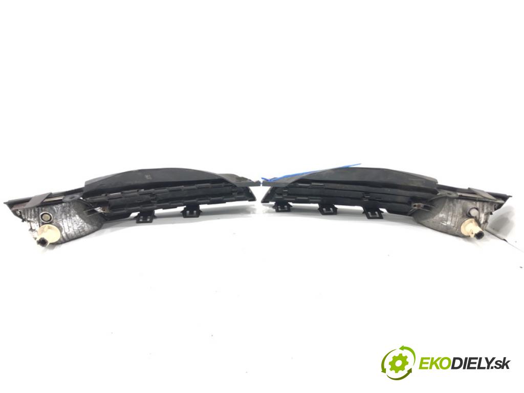 NISSAN MICRA III (K12) 2002 - 2010    1.2 16V 48 kW [65 KM] benzyna 2003 - 2010  mřížka maska 62330BC400 (Mřížky (masky) chladičů)