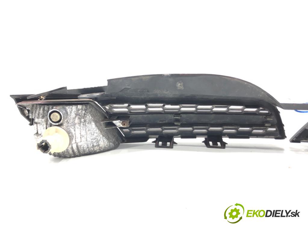 NISSAN MICRA III (K12) 2002 - 2010    1.2 16V 48 kW [65 KM] benzyna 2003 - 2010  mřížka maska 62330BC400 (Mřížky (masky) chladičů)