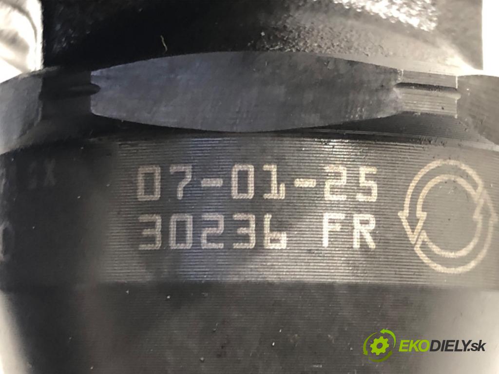 VW PASSAT B6 Variant (3C5) 2005 - 2011    1.9 TDI 77 kW [105 KM] olej napędowy 2005 - 2010  Vstrekovacie ventily 038130079GX