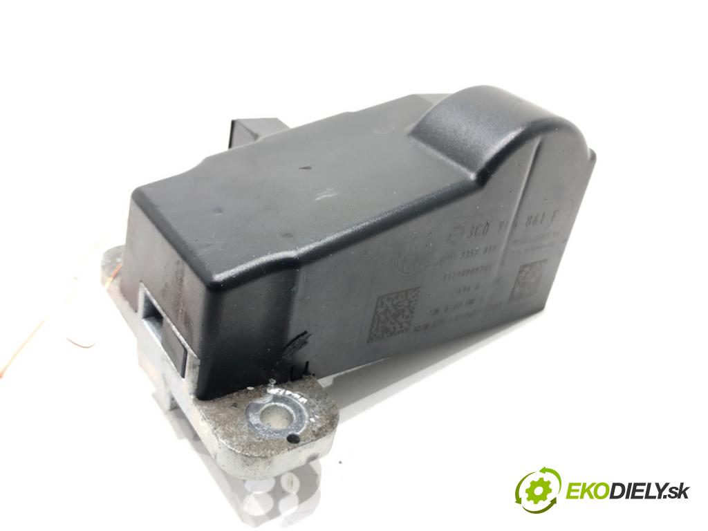 VW PASSAT B6 Variant (3C5) 2005 - 2011    1.9 TDI 77 kW [105 KM] olej napędowy 2005 - 2010  blokáda volantu 3C0905861F (Ostatné)