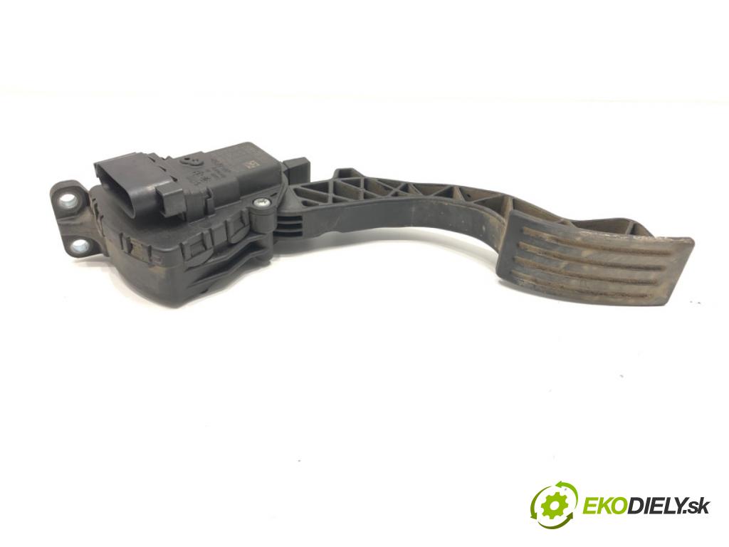 VOLVO V50 (545) 2003 - 2012    2.0 D 100 kW [136 KM] olej napędowy 2004 - 2010  Potenciometer plynu 4M51-9F836-AH (Pedále)