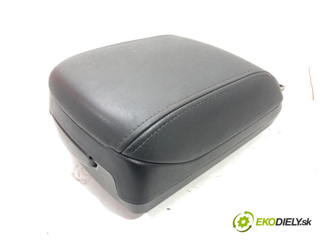 VOLVO V50 (545) 2003 - 2012    2.0 D 100 kW [136 KM] olej napędowy 2004 - 2010  Lakťová opierka  (Lakťové opierky)