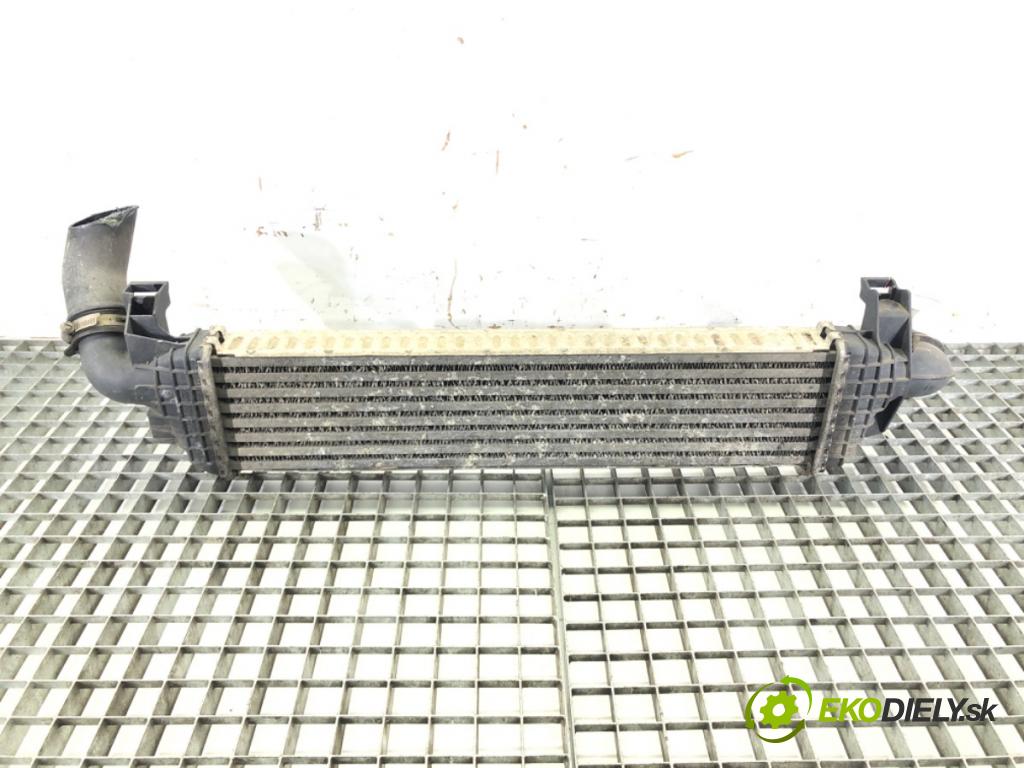 VOLVO V50 (545) 2003 - 2012    2.0 D 100 kW [136 KM] olej napędowy 2004 - 2010  intercooler 4N5H9L440VF (Chladiče nasávaného vzduchu (intercoolery))