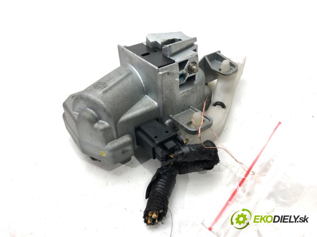 VOLVO V50 (545) 2003 - 2012    2.0 D 100 kW [136 KM] olej napędowy 2004 - 2010  blokáda volantu 30723331 (Ostatné)