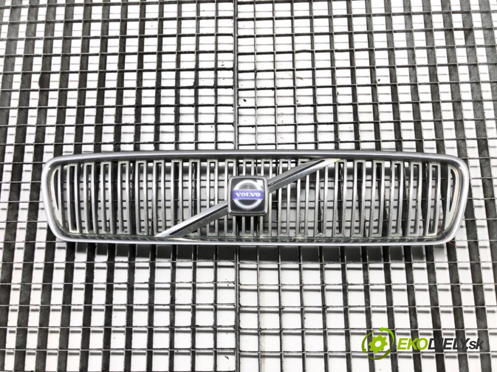 VOLVO V50 (545) 2003 - 2012    2.0 D 100 kW [136 KM] olej napędowy 2004 - 2010  Mriežka maska 08678680 (Mriežky, masky)