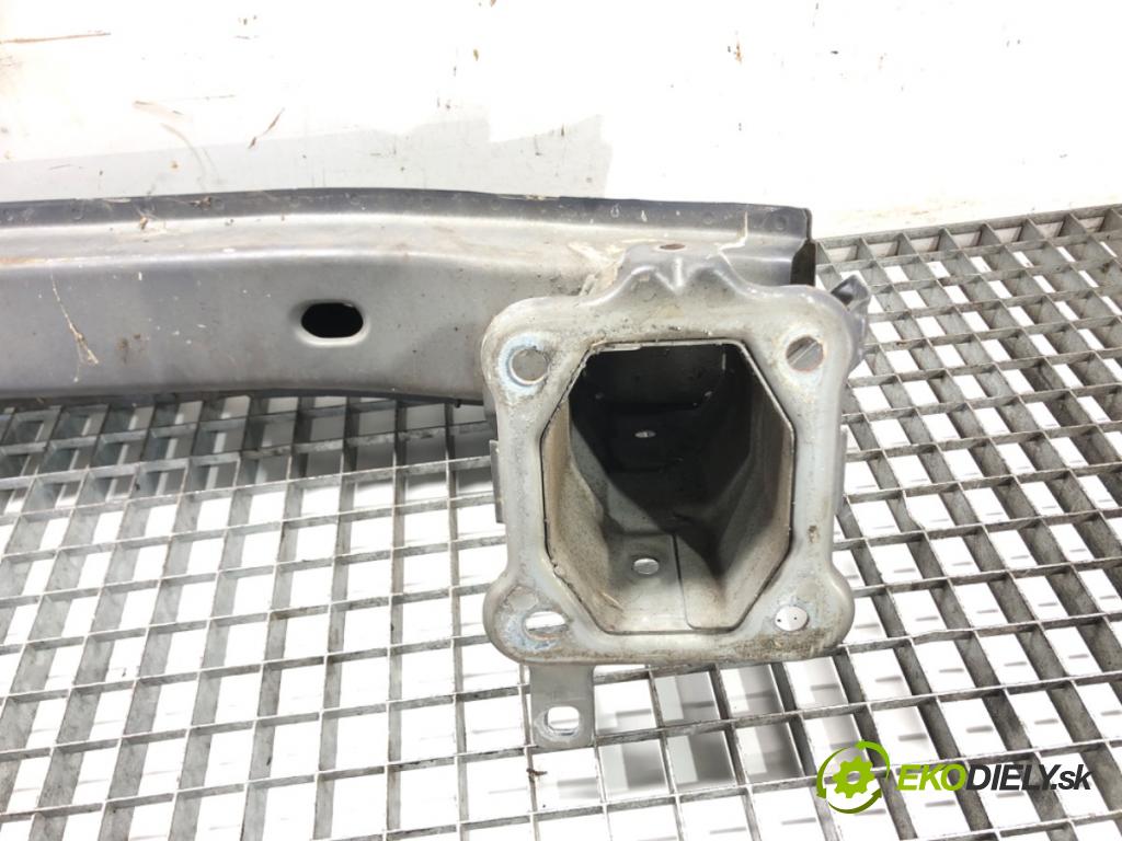 VOLVO V50 (545) 2003 - 2012    2.0 D 100 kW [136 KM] olej napędowy 2004 - 2010  výztuha nárazníka přední část  (Výztuhy přední)