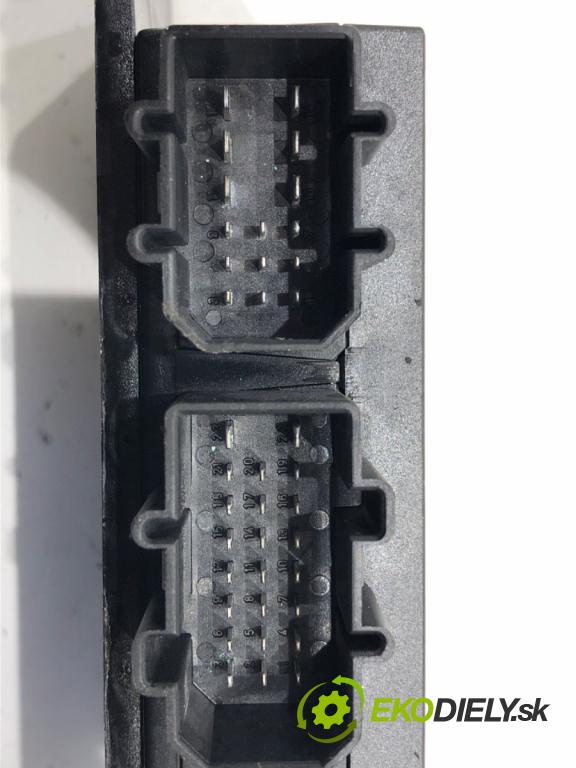 SKODA SUPERB I (3U4) 2001 - 2008    1.9 TDI 96 kW [130 KM] olej napędowy 2001 - 2008  Modul komfortu 1C0959799B (Moduly komfortu)