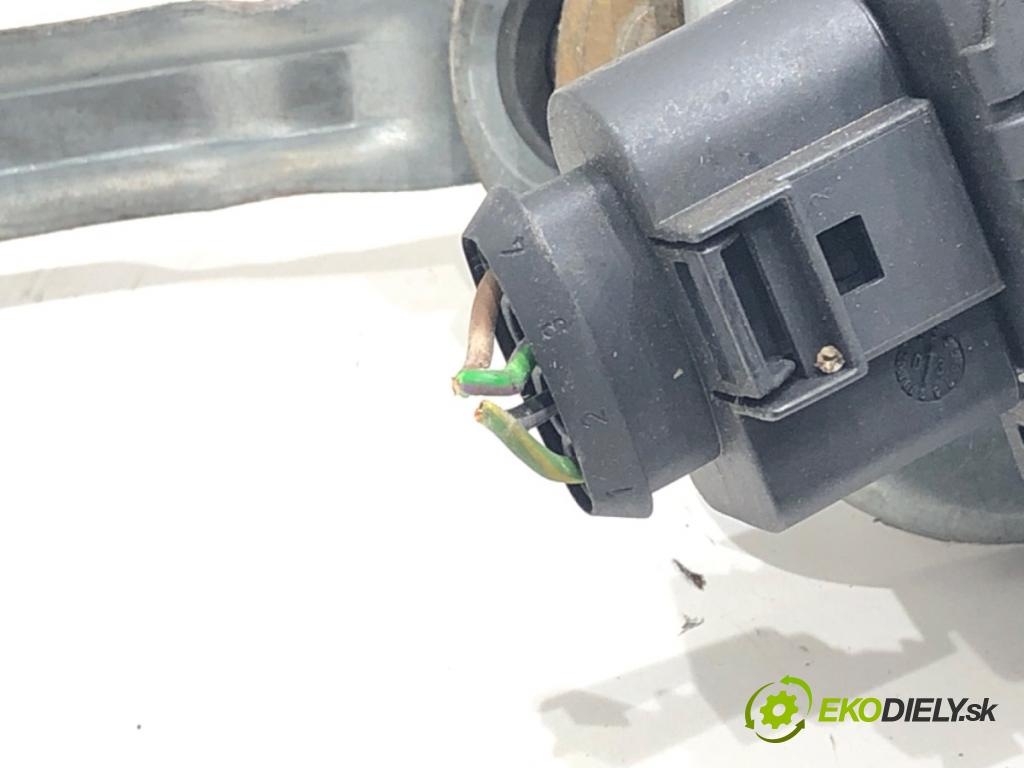 SKODA SUPERB I (3U4) 2001 - 2008    1.9 TDI 96 kW [130 KM] olej napędowy 2001 - 2008  Mechanizmus stieračov predný 3B1955113D (Motorčeky stieračov predné)