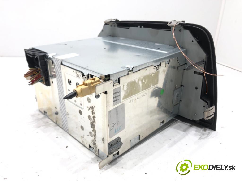 SEAT ALTEA (5P1) 2004 - 2022    1.9 TDI 77 kW [105 KM] olej napędowy 2004 - 2022  RADIO  (Audio zariadenia)