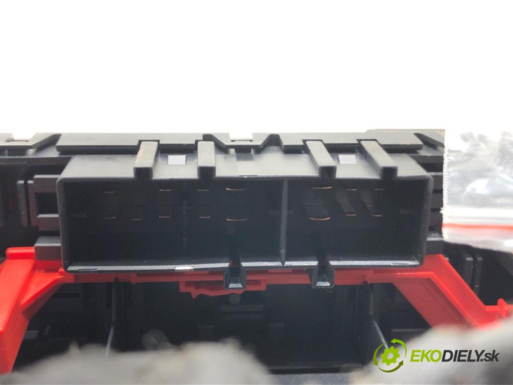 SEAT ALTEA (5P1) 2004 - 2022    1.9 TDI 77 kW [105 KM] olej napędowy 2004 - 2022  Modul BORDNETZ 1K0937049N (Ostatné)