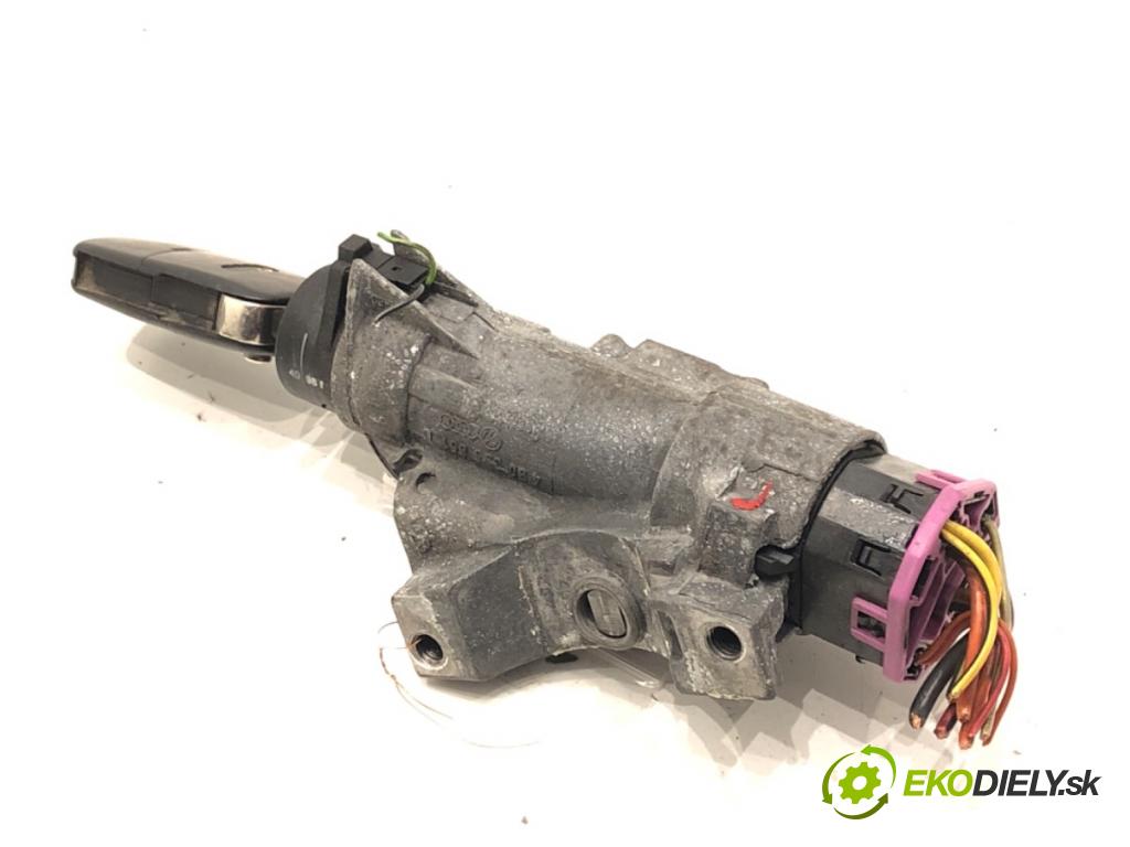 AUDI A6 C5 Avant (4B5) 1997 - 2005    1.8 T 132 kW [180 KM] benzyna 1999 - 2005  spinačka 4B0905851C (Spínacie skrinky a kľúče)